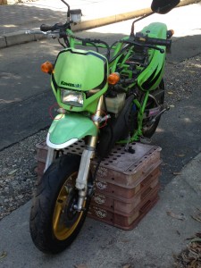 フォークマウントボルトに注目